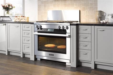 best high-end gas range 2022